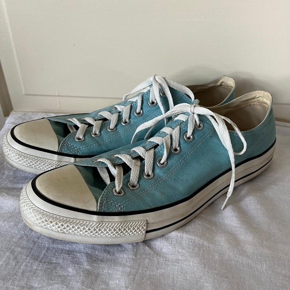 Converse All Stars Other - Converse Low Top Sneakers Chuck Taylor Mens Sz 13 Light Blue